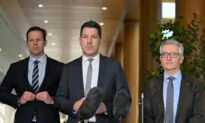 Senators Call for Release of COVID-19 Vaccine Agreements