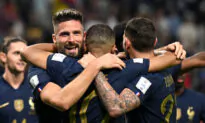 Giroud, Mbappe Help France Beat Australia 4–1 at World Cup