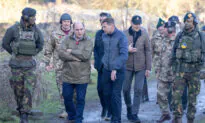 UK Sends Helicopters to Ukraine for 1st Time