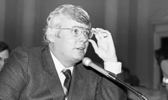 Former Kentucky Governor and Businessman John Y. Brown Dies