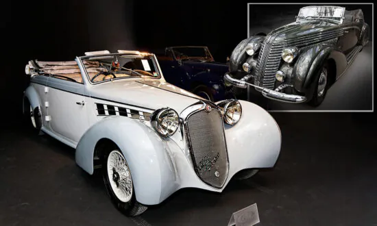 10 Most Classic Cars of All Time That Ooze Refinement on the Road—#5 Was Driven by a King, Literally
