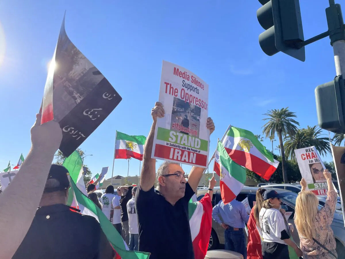 Hundreds protest against the Islamic regime of Iran in Irvine, Calif., on Nov. 20, 2022. (Sophie Li/The Epoch Times)