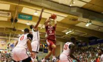 No. 9 Arkansas Edges No. 17 San Diego State in OT in Maui Tourney