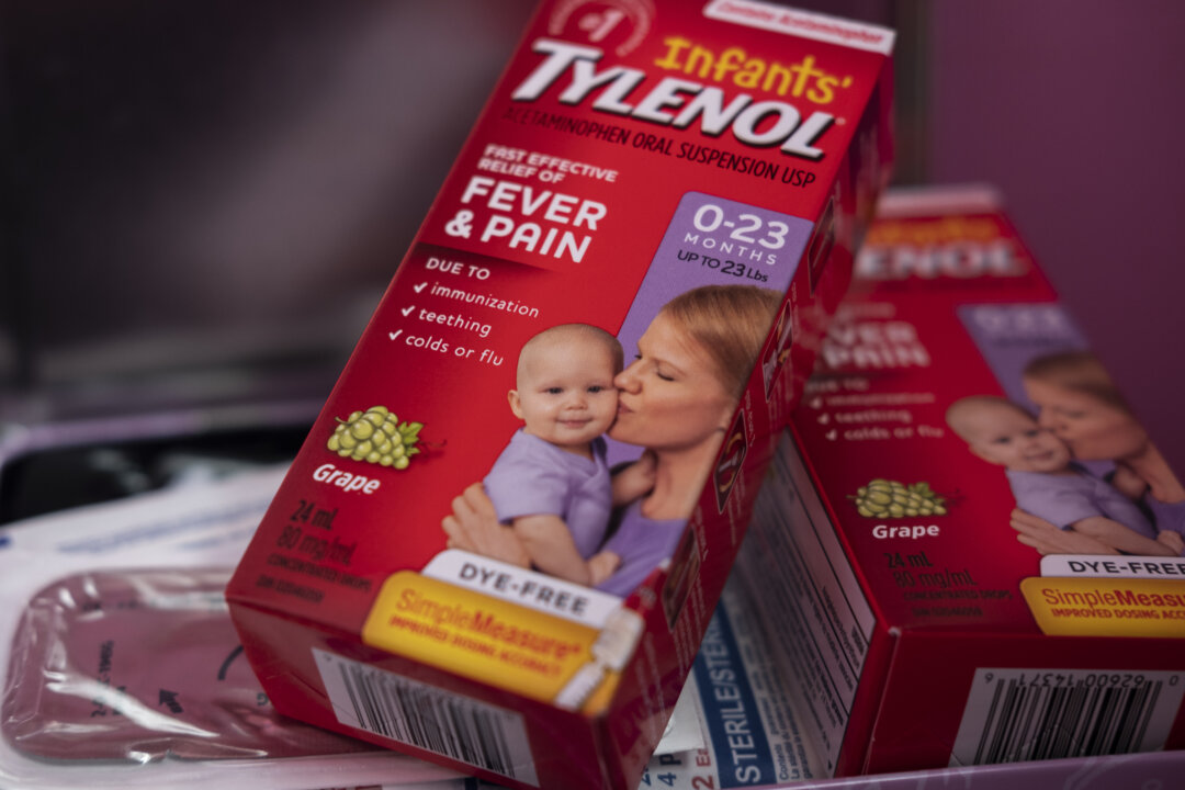 Infants’ Tylenol brand fever and pain reliever is seen in a home in Toronto on Oct. 7, 2022. (Giordano Ciampini/The Canadian Press)