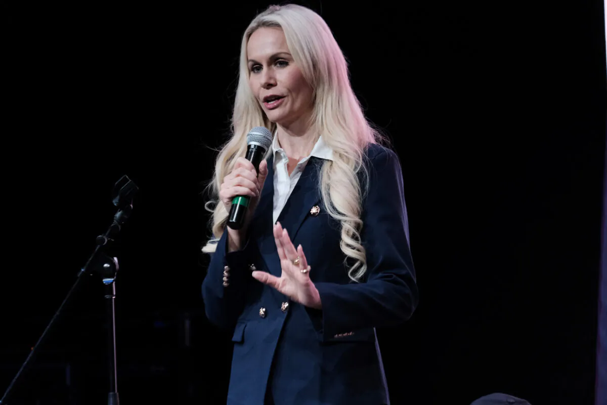 Republican Senate candidate Kelly Tshibaka joins other Alaskan Republicans at a Get Out The Vote event hosted by the Alaska Republican Party in Anchorage, Alaska, on Nov. 6, 2022. (Spencer Platt/Getty Images)