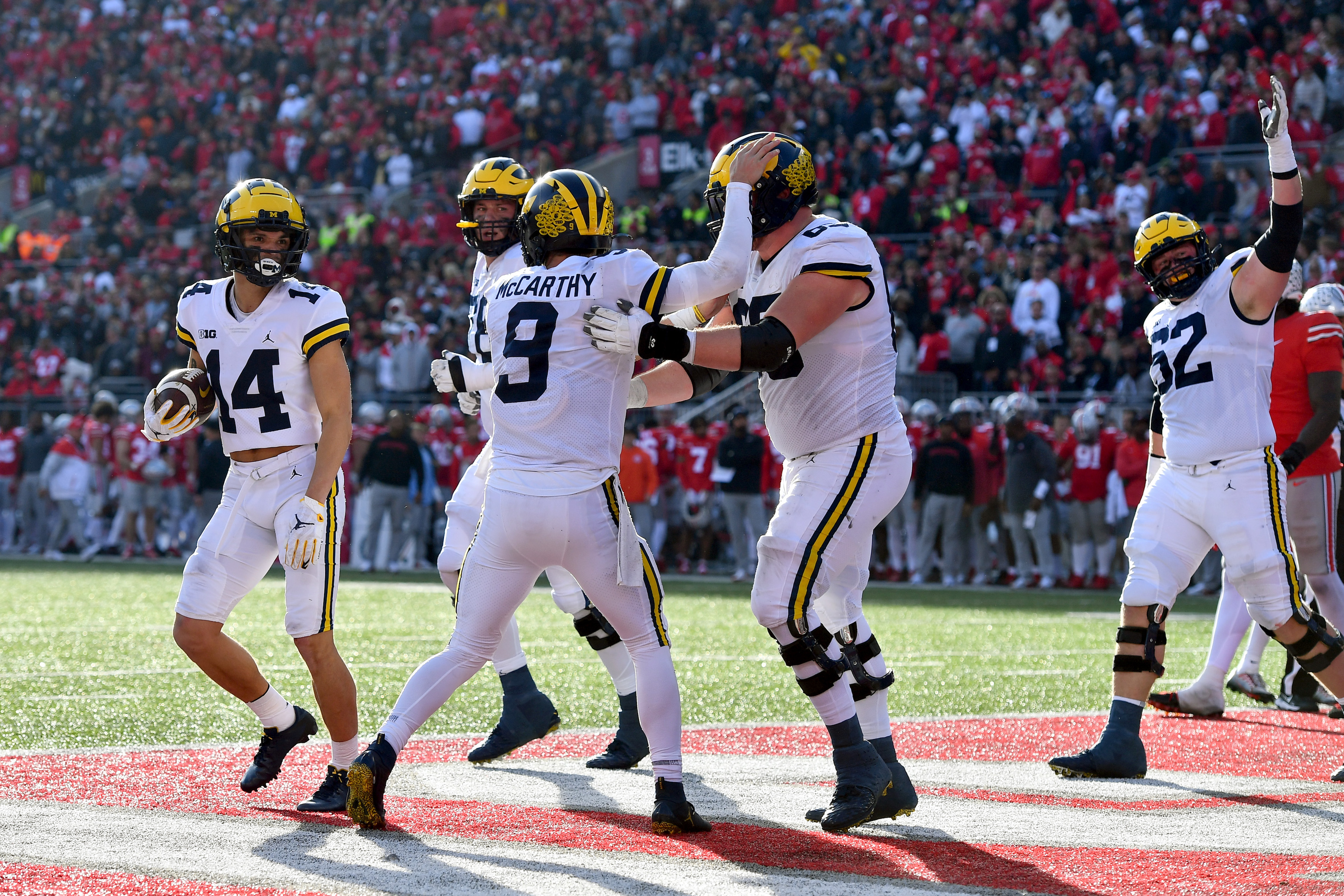 Big Plays Carry No. 3 Michigan Past No. 2 Ohio State 45–23 - Vimarsana News