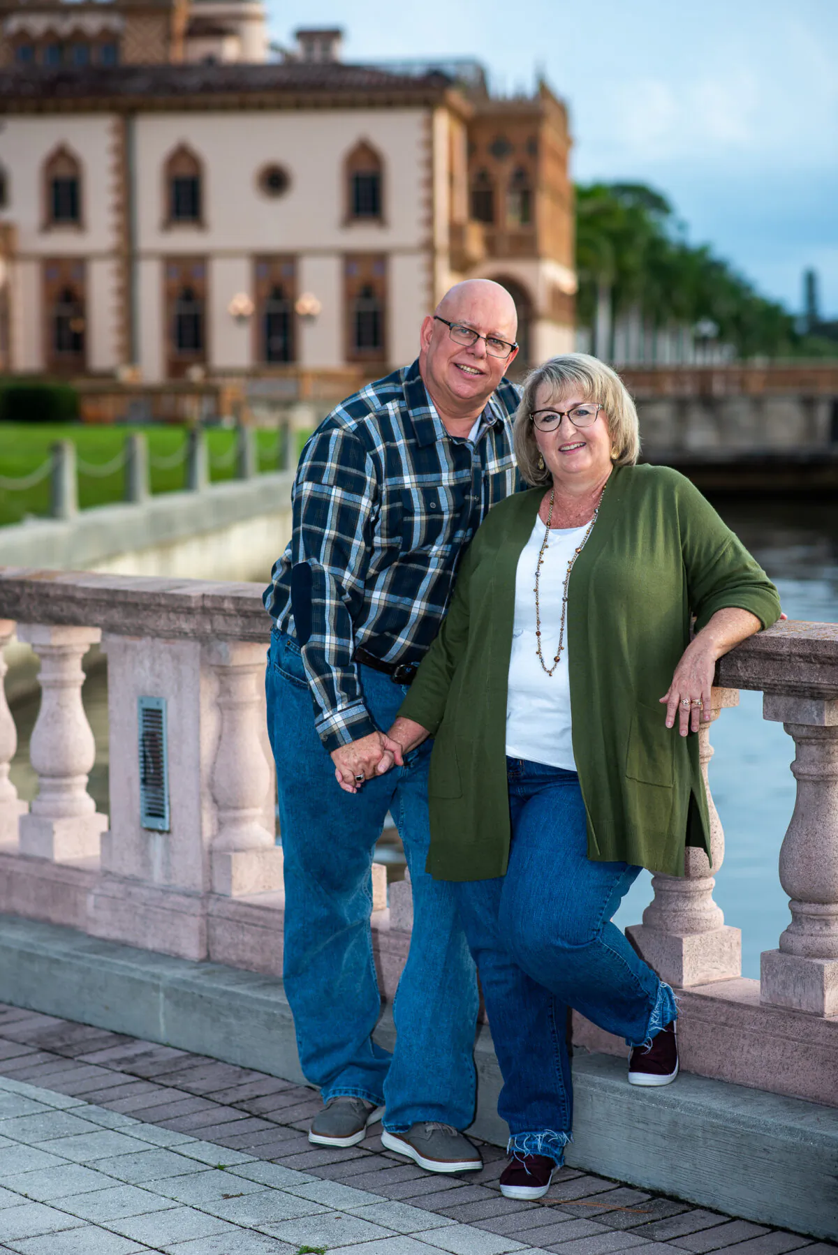 Eric and Cynthia Schrock, before he fell ill and was treated at a hospital for COVID-19, despite records that she says show he was suffering from an untreated heart attack. (Courtesy of Cynthia Schrock)