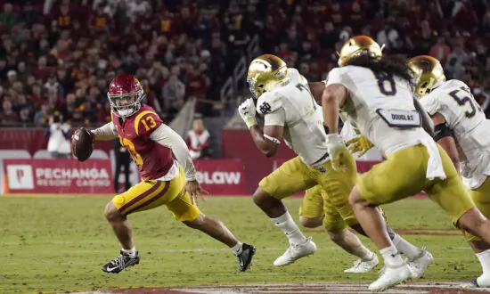 Caleb Williams Propels No. 5 USC Past Notre Dame 38–27