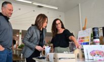 Kamala Harris Visits Arts Business in Culver City