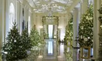First Lady Unveils ‘We the People’ White House Holiday Decorations