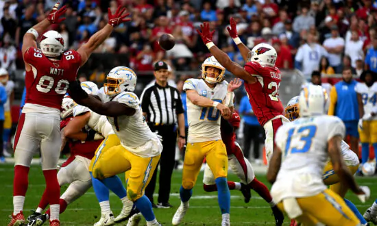 Herbert Rallies Chargers to 25–24 Win Over Cardinals