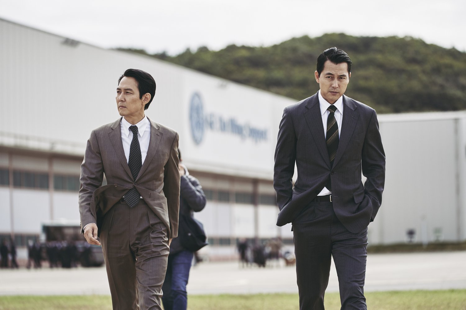 Film Review: 'Hunt': Lots of Intrigue in This South Korean Spy Thriller - Vimarsana News