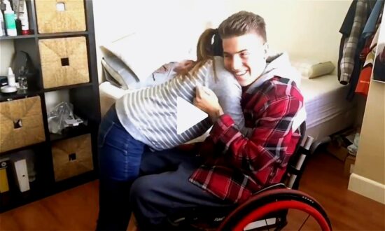 Family Stays Strong Together After Son Became Paralyzed From the Neck Down at 15 Years Old