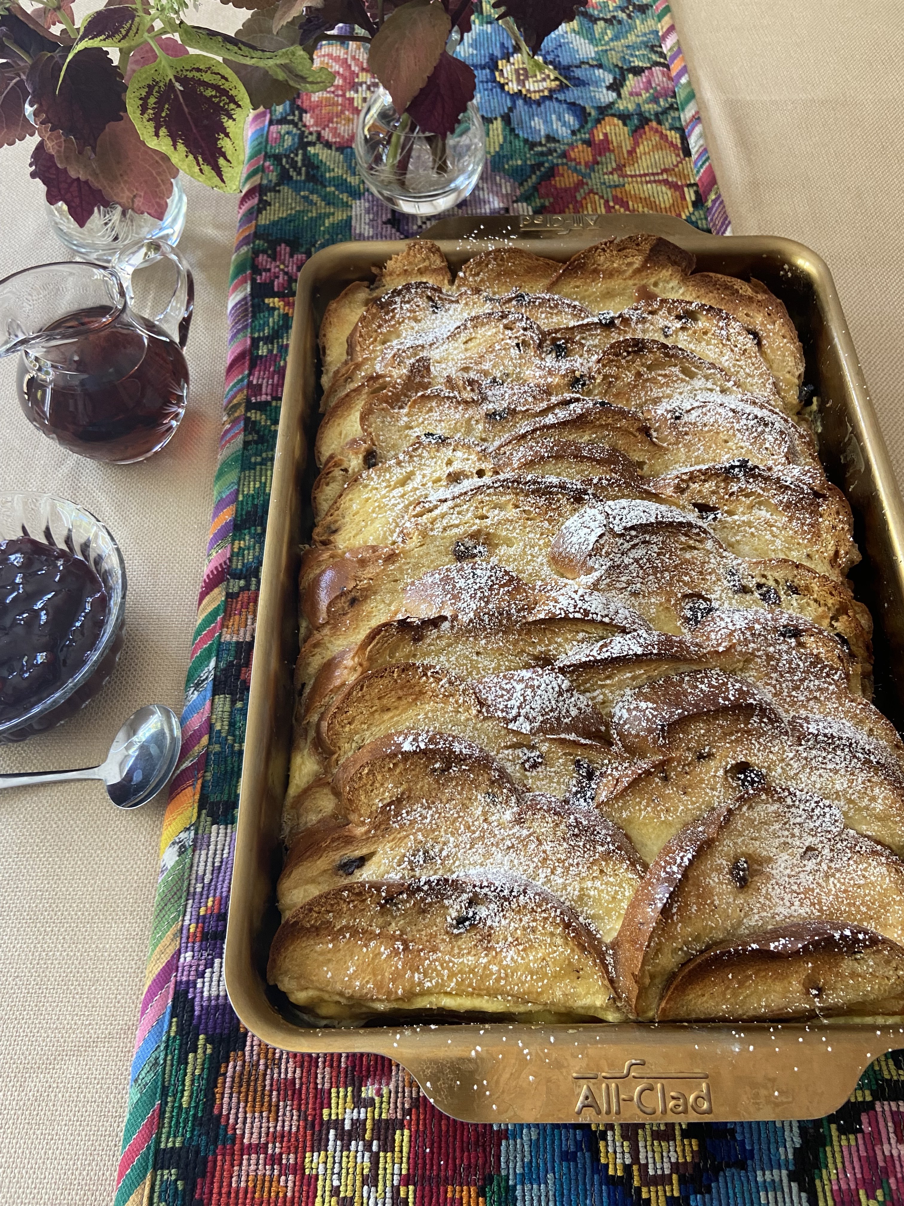 Eggnog French Toast Is the Perfect Meal for Holiday Guests - Vimarsana News