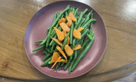 Elevate Sizzling Green Beans With Miso Butter and Fuyu Persimmons