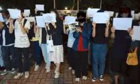 ‘White Paper Revolution’ in Hong Kong Colleges to Support China Mainland Protests
