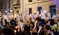 Chinese Students Rally Across UK in Support of Protests in China