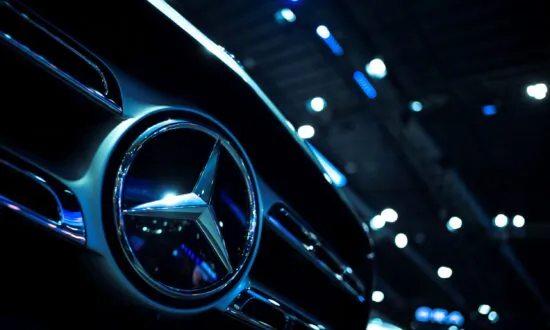 Bosch, Mercedes-Benz to Roll out Fully-Automated Parking at Stuttgart Airport