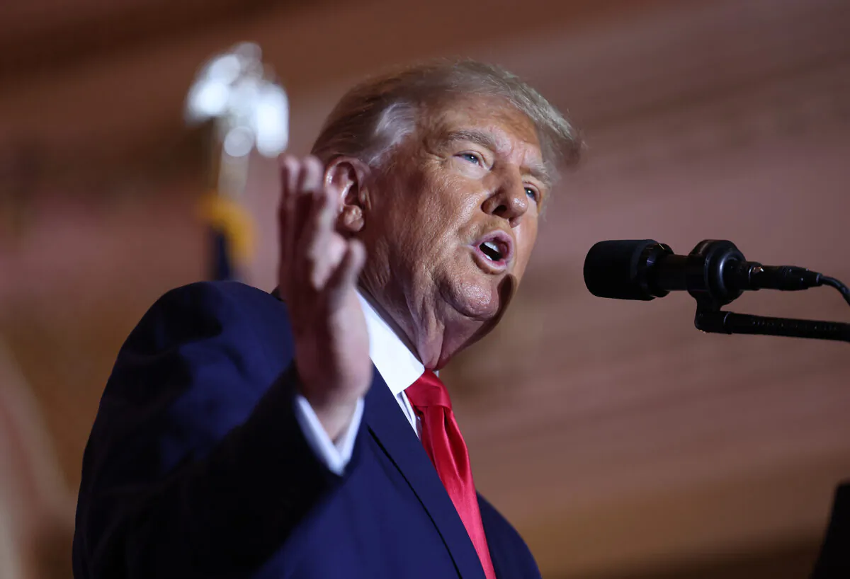 Former U.S. President Donald Trump speaks in Palm Beach, Fla., on Nov. 15, 2022. (Joe Raedle/Getty Images)