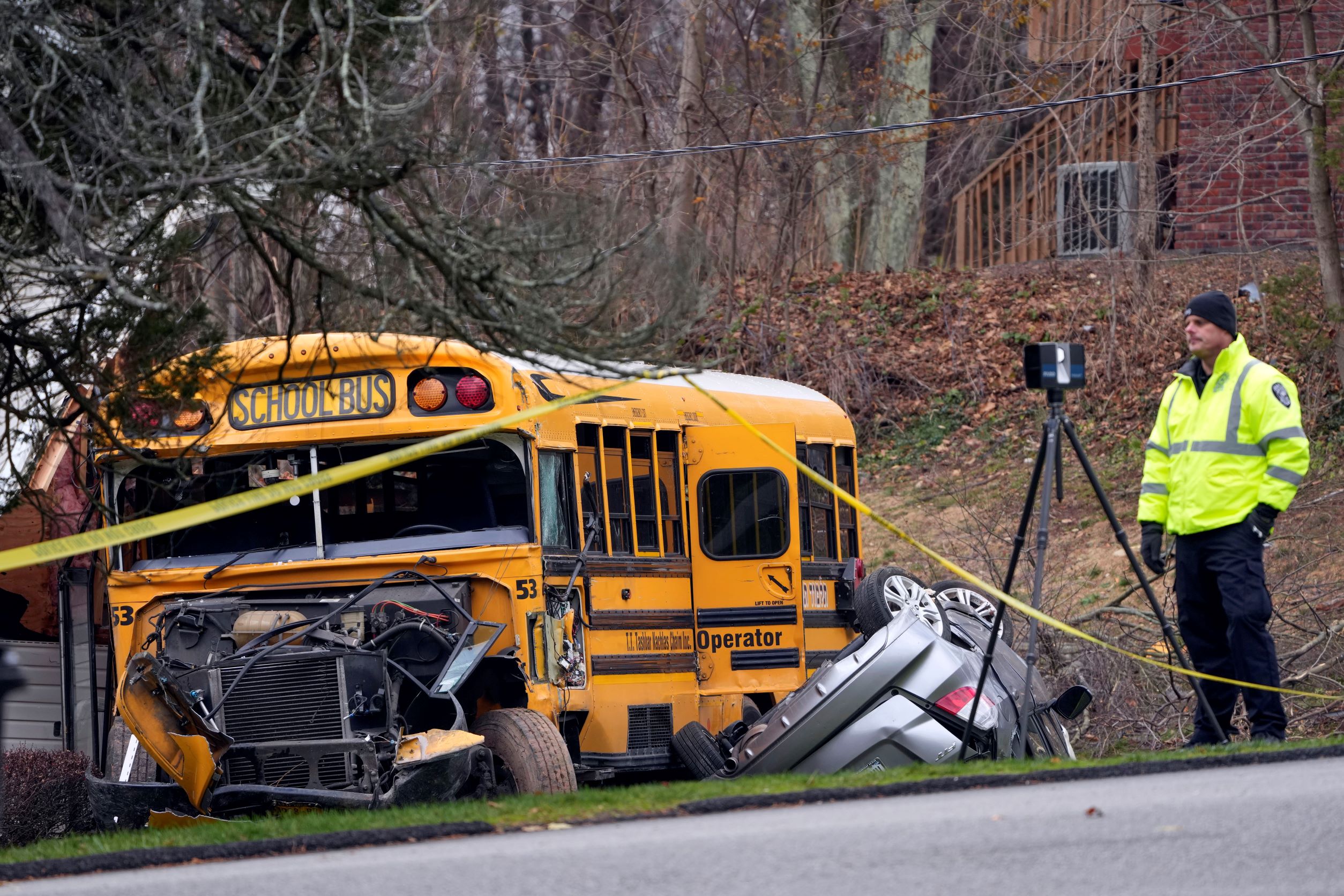 School Bus Crashes in New York Suburb; Injuries Reported - Vimarsana News