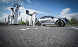 US Electric Vehicle Tax Credits Get Tougher to Navigate