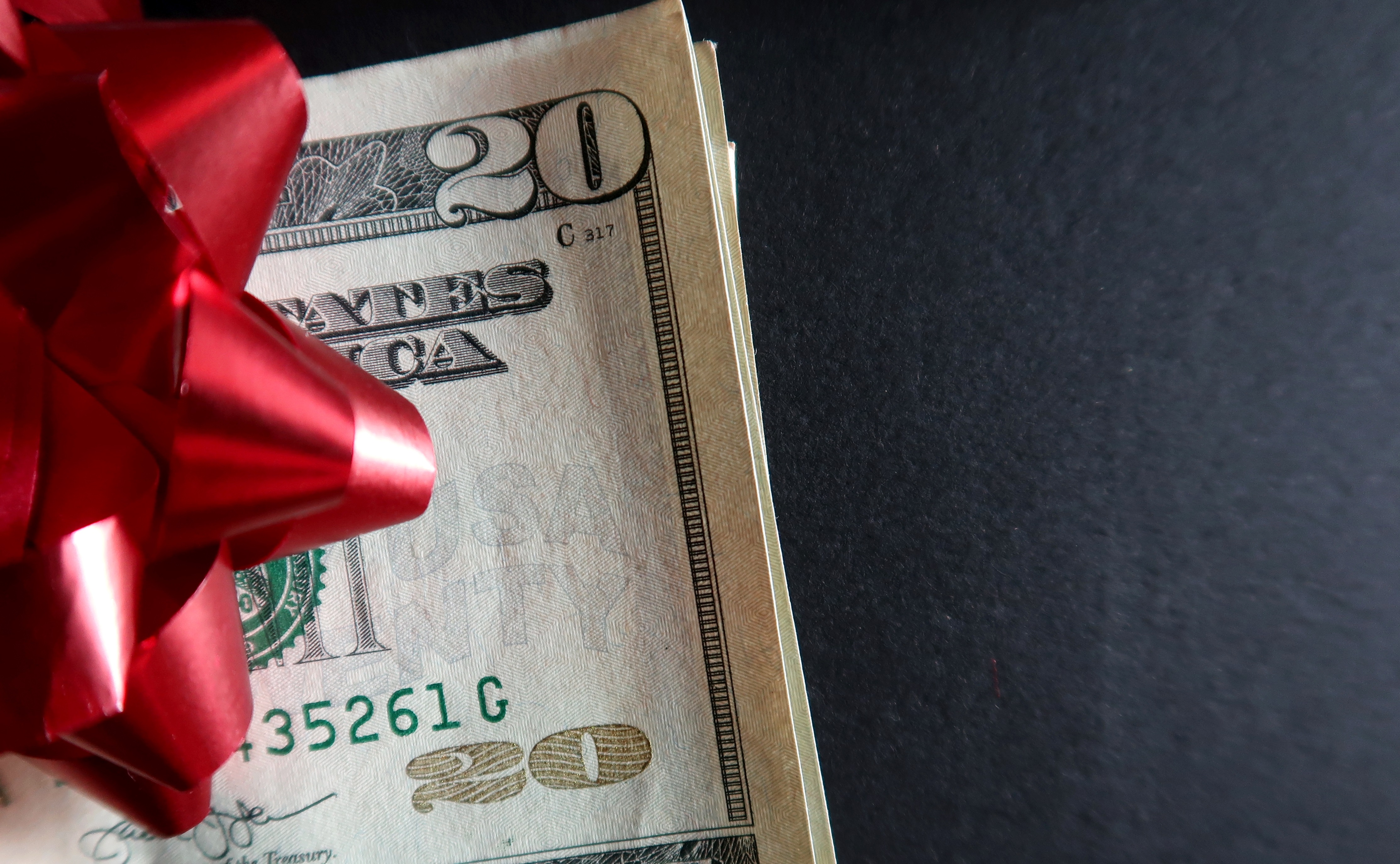 Plan Your Holiday Tipping Strategy - Vimarsana News