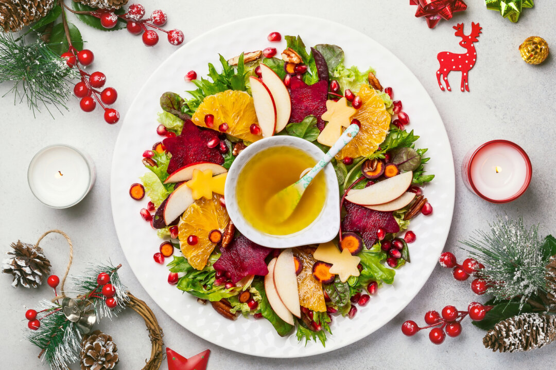 Set your table with the season's best offerings. (Kolpakova Svetlana/Shutterstock)