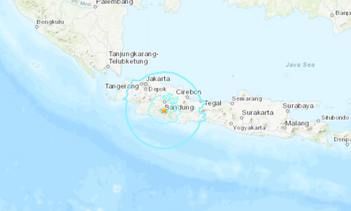 A representation  shows the determination  of a magnitude 6.4 quake which deed  Indonesia's West Java country  connected  Dec. 3, 2022. (USGS/Screenshot via The Epoch Times)
