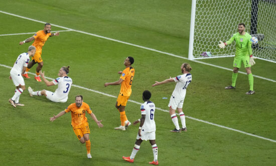 Netherlands Eliminates US in Round of 16 at World Cup With a 3–1 Victory