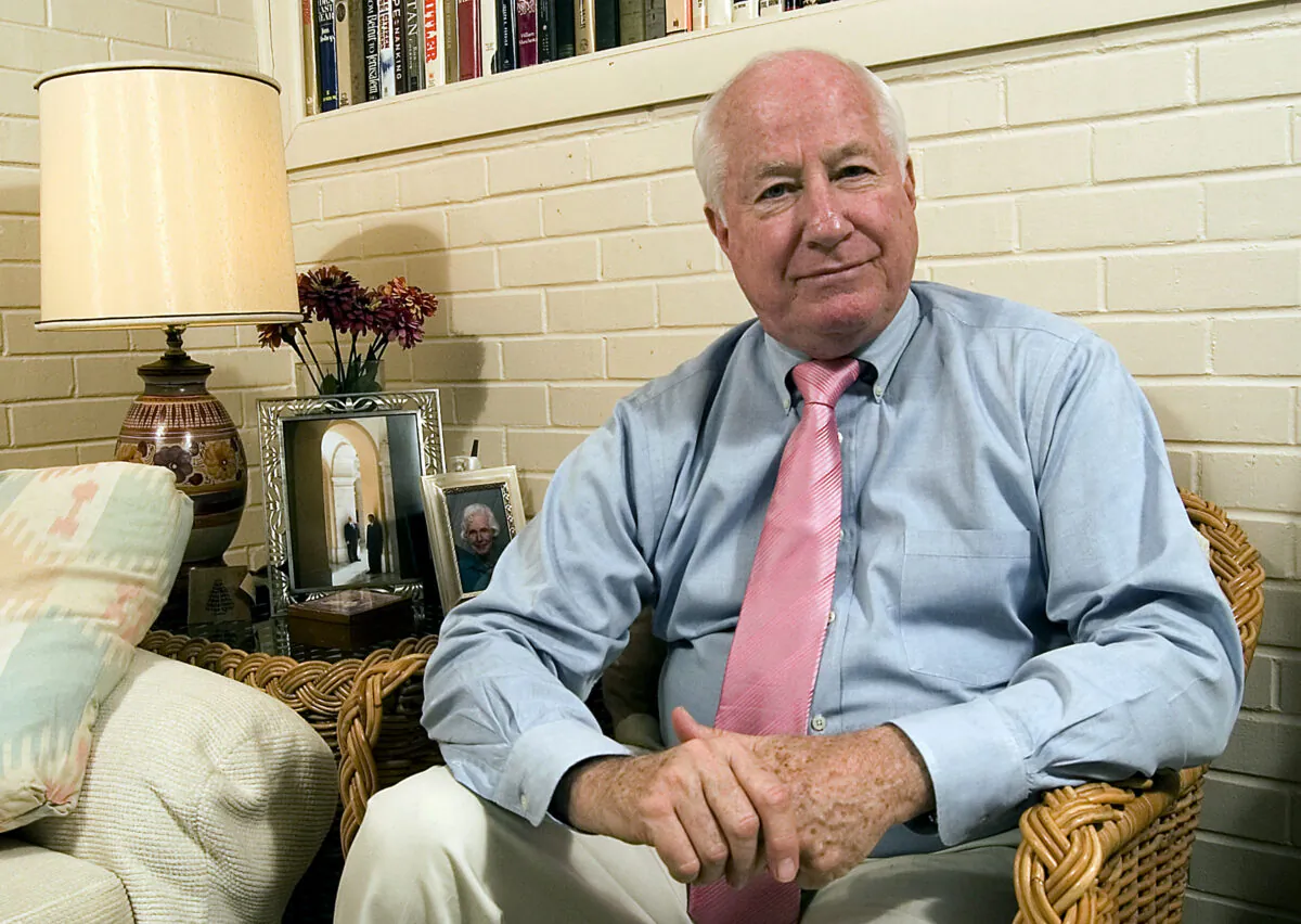 Former Arizona Rep. Jim Kolbe sits for a photo in the living room of his house in Tucson, Ariz., on Jan. 15, 2007. (John Miller/AP Photo)