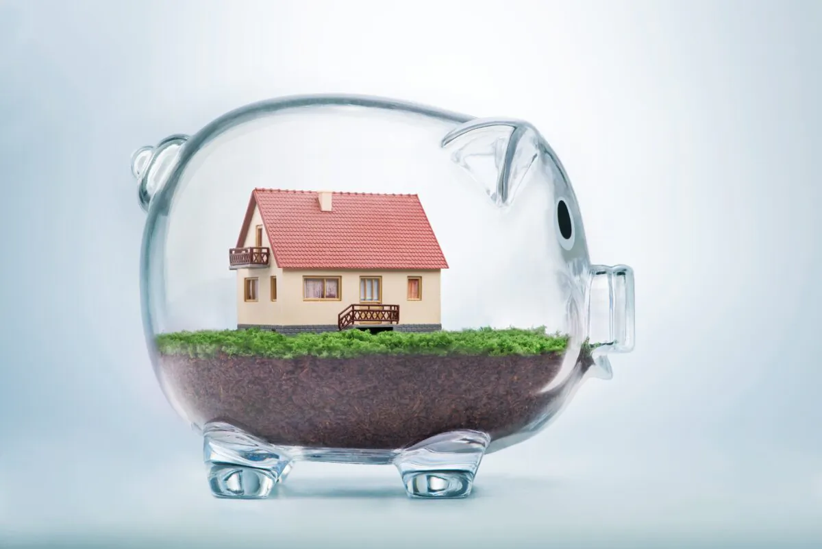 Some people find it easier to sacrifice for their llong term goals by keeping their goals in mind. (pogonici/Shutterstock)