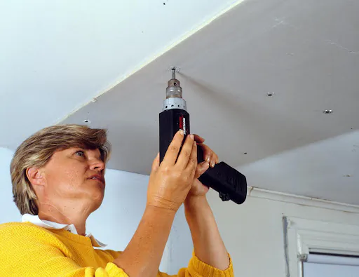 Repair Damaged Plaster