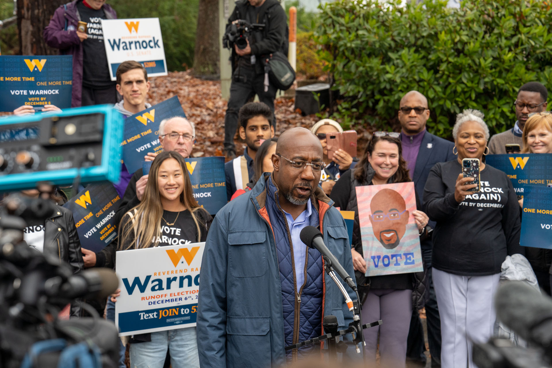 Warnock Projected to Defeat Walker in Hard-Fought Georgia Senate Runoff Election - Vimarsana News