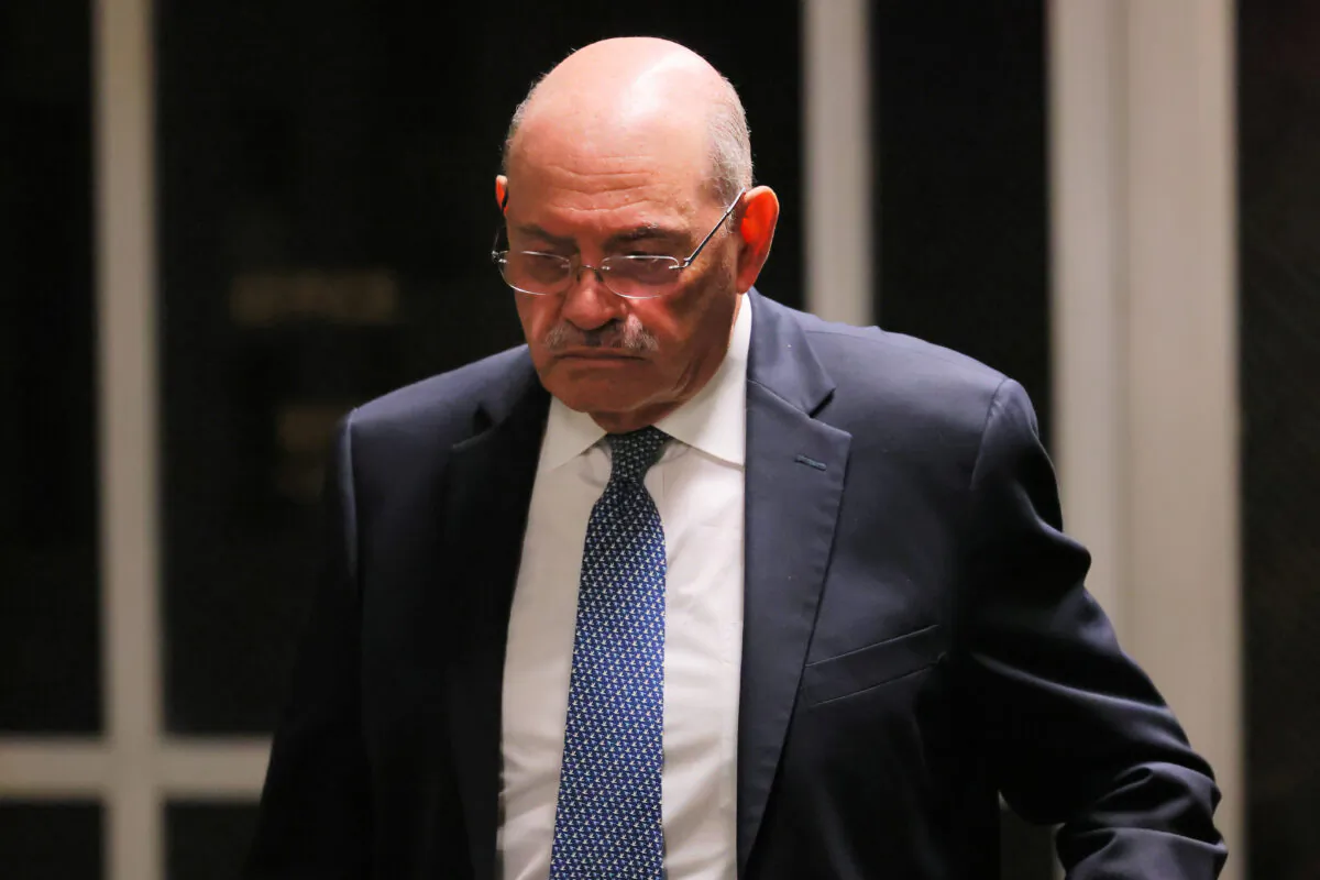 Former Trump Organization Chief Financial Officer Allen Weisselberg leaves the courtroom for a lunch recess during a trial at the New York Supreme Court in New York City on Nov. 17, 2022. (Michael M. Santiago/Getty Images)