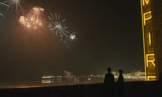 Film Review: ‘Empire of Light’: Celluloid as a Spiritual Salve