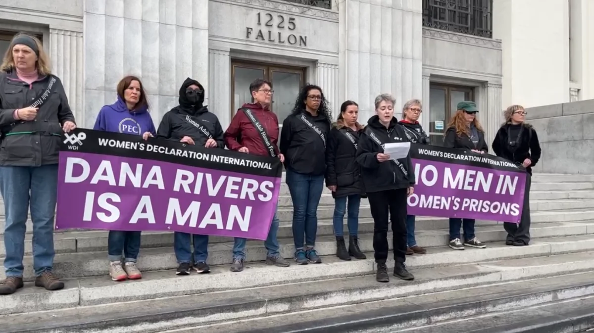 Women protest the possible transfer of convicted killer Dana Rivers—a biological man who identifies as female—to a women’s prison outside of the Alameda County Superior Courthouse in Oakland, Calif., on Dec. 5, 2022. Rivers was sent to the Women's Facility in Chowchilla, Calif., in June 2023. (Courtesy of Women's Declaration International, USA)