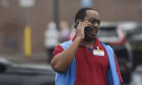 1 Person Hurt in Shooting Outside Suburban Atlanta Walmart