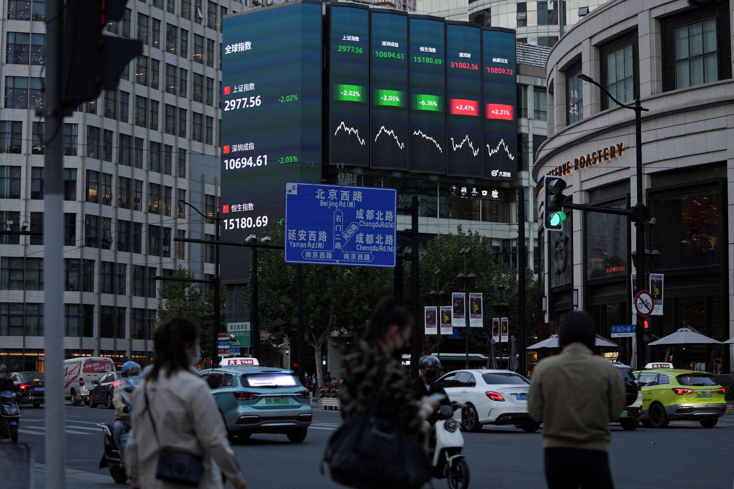 Foreign Companies in China Face Increasing Obstacles - Vimarsana News