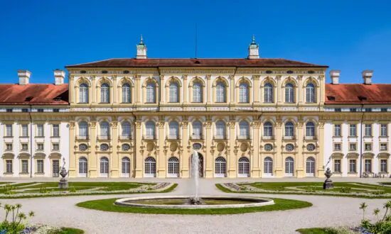 Schleissheim: 3 Stately Residences in 1