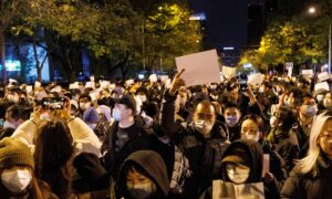 China’s Mass Zero-COVID Protests Challenged CCP’s Grip of Power: Prominent Human Rights Activist