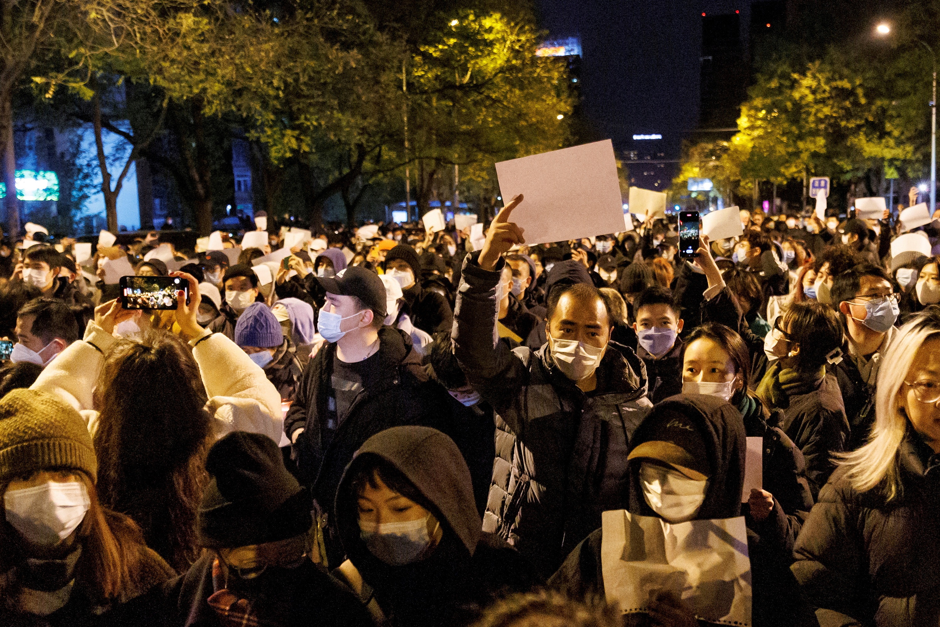 China's Mass Zero-COVID Protests Challenged CCP's Grip of Power: Renowned Human Rights Activist - Vimarsana News