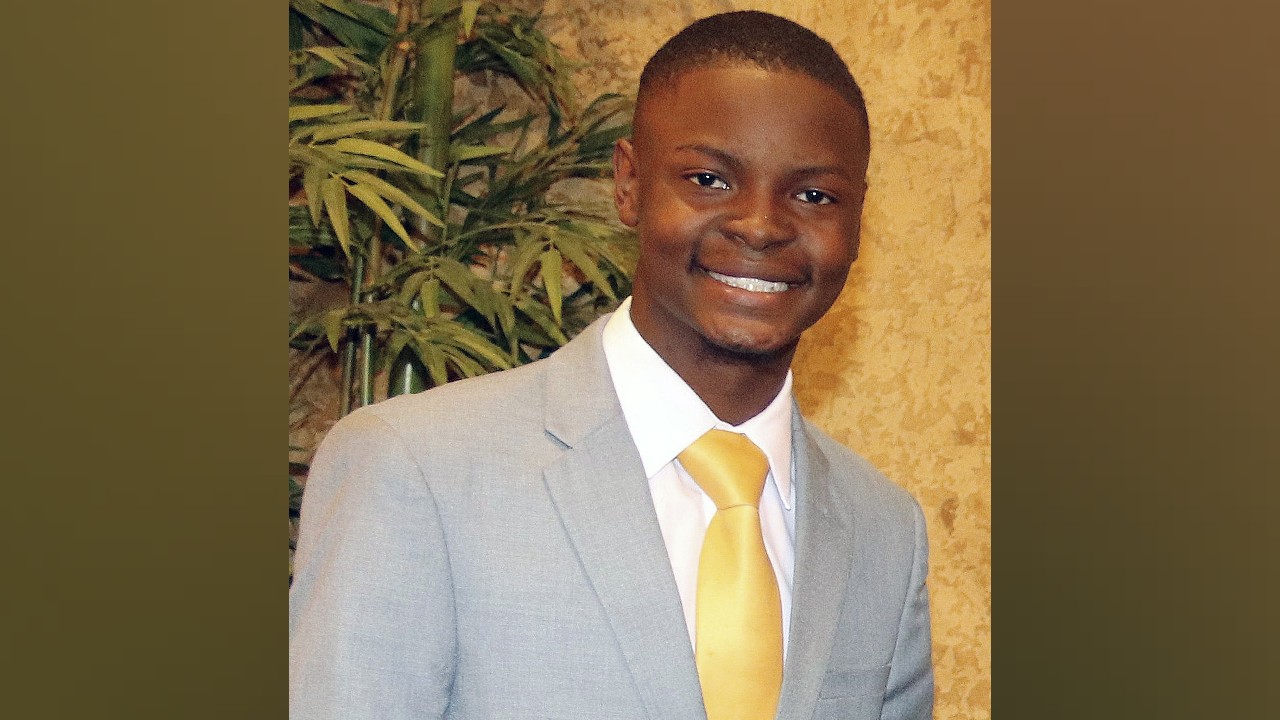 18-Year-Old College Student Elected Mayor of Arkansas City - Vimarsana News