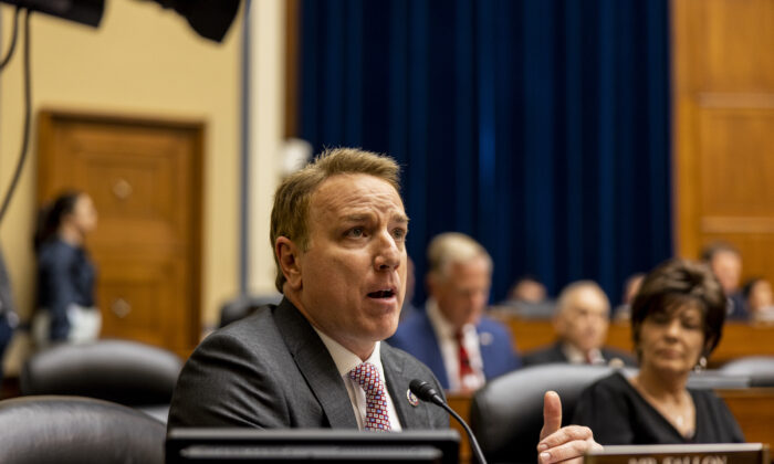 Rep. Pat Fallon (R-Texas) speaks during the House Oversight and Reform Committee hearing on Capitol Hill in Washington on June 8, 2022. (Jason Andrew-Pool/Getty Images)