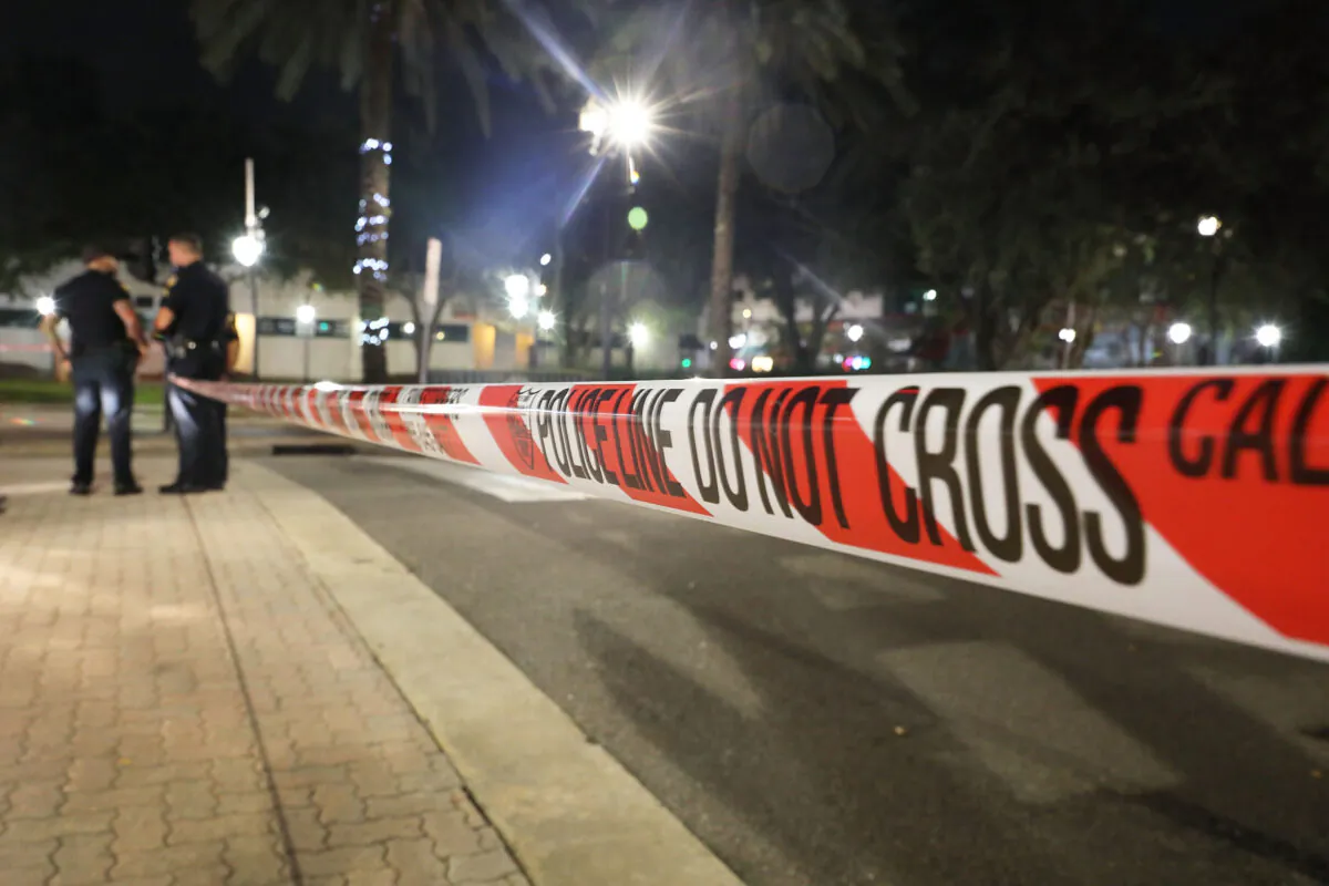 Police tape is seen as law enforcement officials investigate in Jacksonville Landing in Jacksonville, Fla., on Aug. 27, 2018. (Joe Raedle/Getty Images)
