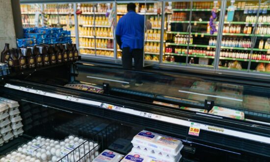 Kroger CEO Says Half of Its Customers Are Financially Strained by High Inflation