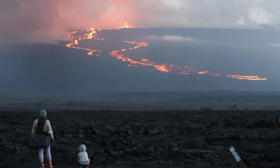 Scientists Say Eruption of Hawaii Volcano Continues to Ease