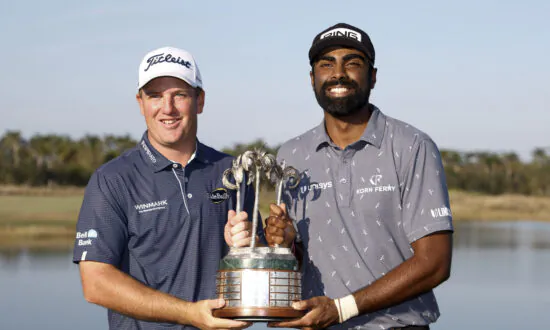 Tom Hoge, Sahith Theegala Rally to Win QBE Shootout