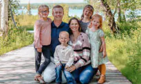 Alaska Trial to Decide If GOP State Lawmaker Can Be Barred From Office for Being an Oath Keepers Member