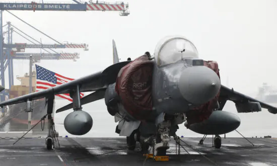 Ex-US Marine Pilot Faces Conspiracy Charges Over Chinese Pilot Training