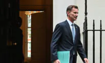UK Chancellor Rules Out Significant Tax Cuts as He Focuses on Cutting Inflation